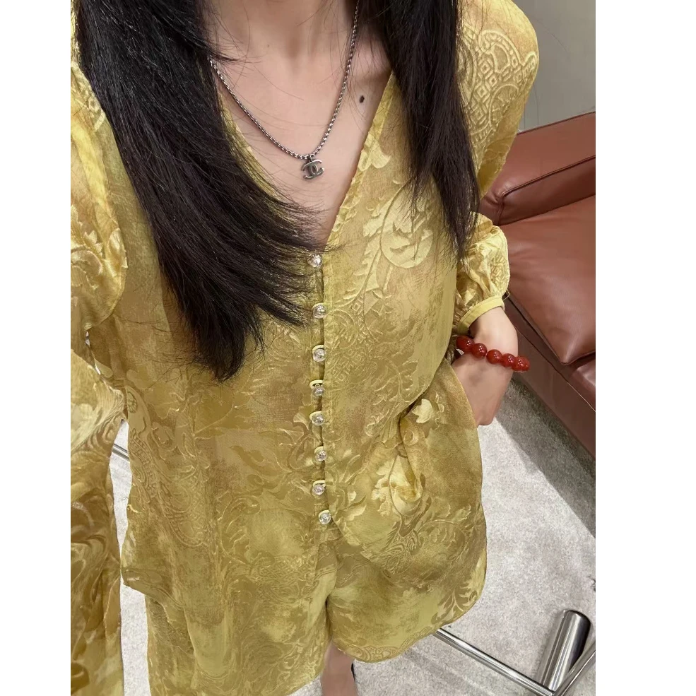 DEZI夏季刺绣国风洋气小衫加百搭短裤女套装LS069066