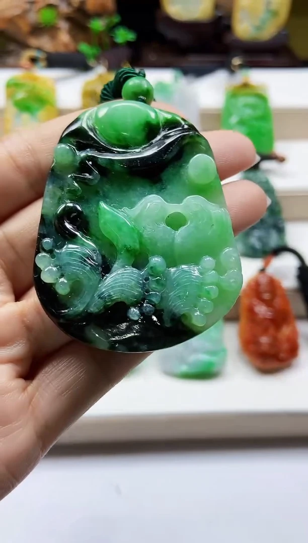 颈饰未镶嵌翡翠翡翠A货