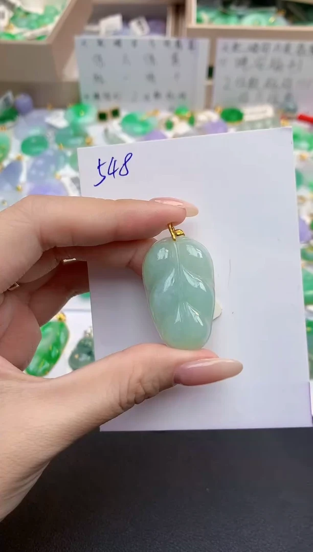 颈饰18K金镶嵌翡翠天然缅甸A货翡翠