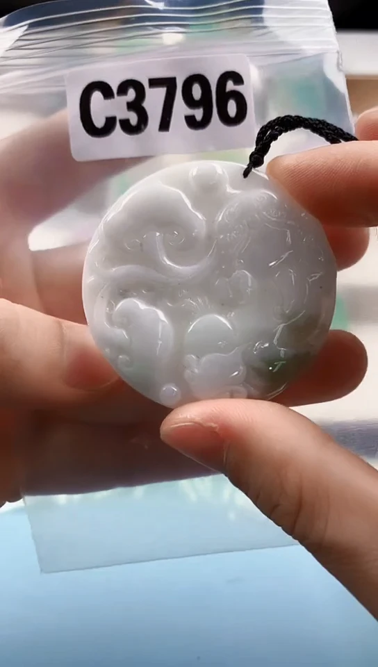 翡翠未镶嵌颈饰天然翡翠吊坠挂件