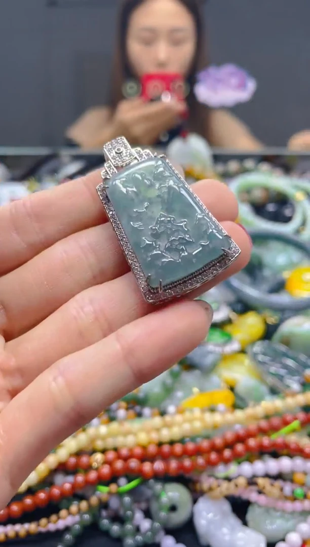 颈饰未镶嵌翡翠/D/翡翠A货，一件也是批发价