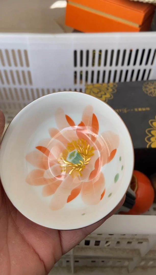 杯无运费险有瑕疵的摄影的产品有使用过的痕迹有点脏介意勿拍