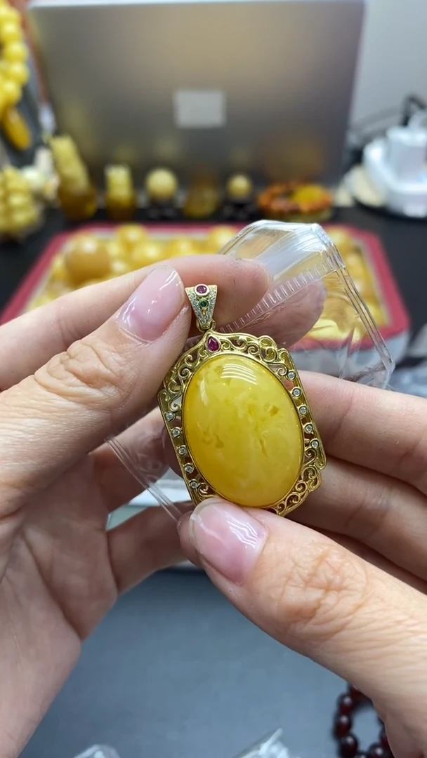 银S925镶嵌琥珀珠宝奇石董**。195