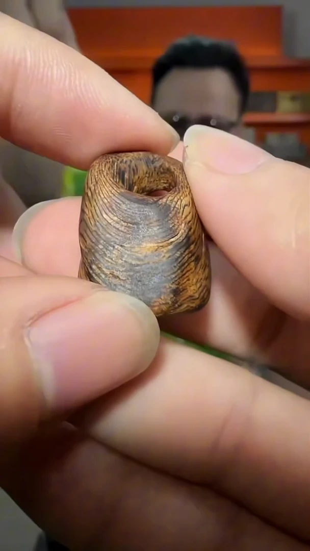 沉香吊坠11号瘤疤多样性发一