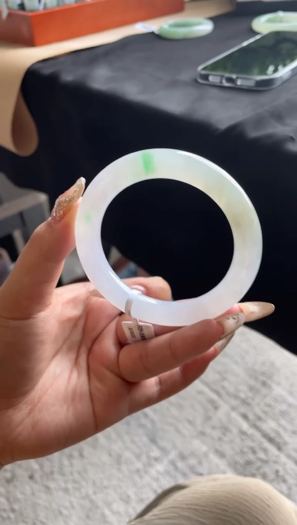 未镶嵌手镯翡翠三天鉴赏期