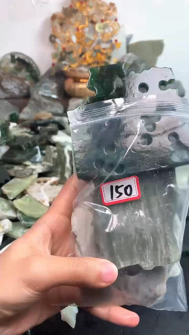未镶嵌和田玉摆件150