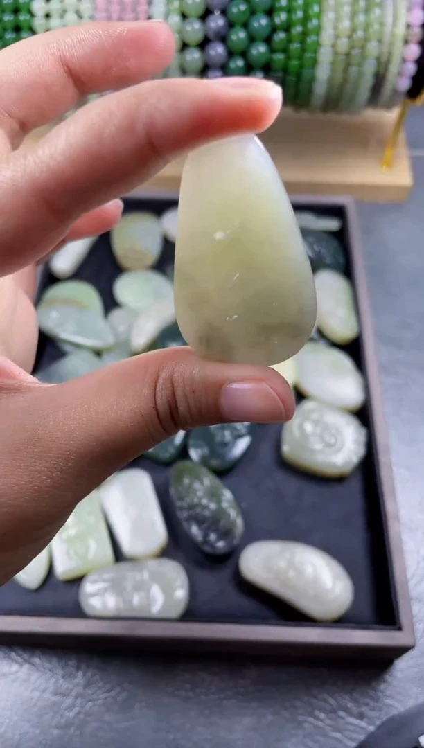 颈饰未镶嵌和田玉22