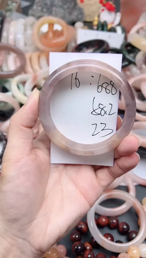 未镶嵌手镯石英质玉688