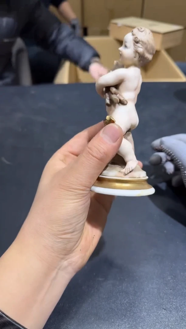 【闪购商品】杯小四孤品收藏中古品