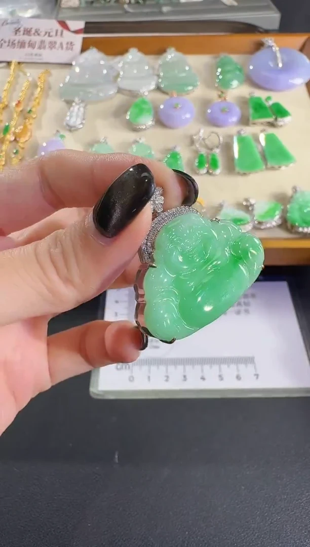 吊坠(不含链)18K金镶嵌翡翠【源头工厂】钻石镶嵌