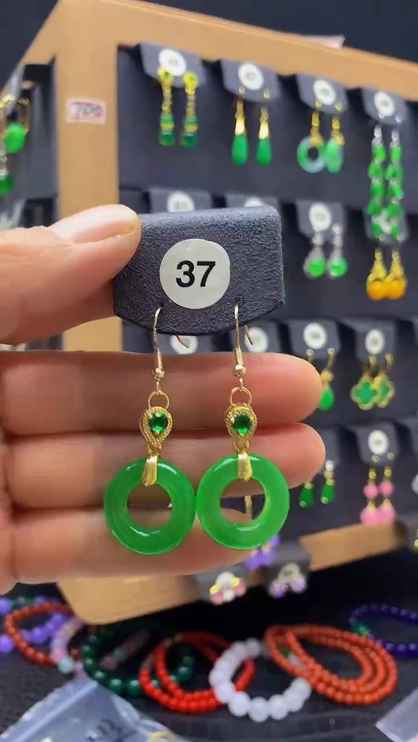 【闪购商品】玛瑙/玉髓耳环银S925镀金镶嵌耳饰037