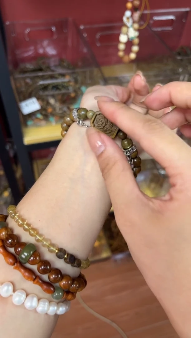 非洲檀香无事牌013绿檀富贵单圈+带链条