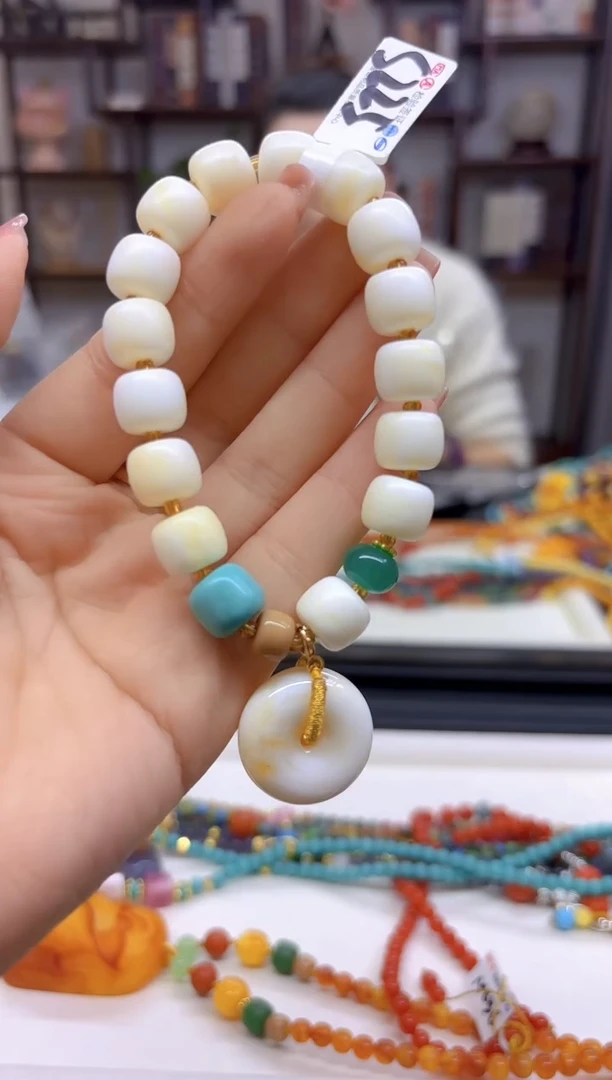 【闪购商品】蜜蜡手链未镶嵌DIY款S225