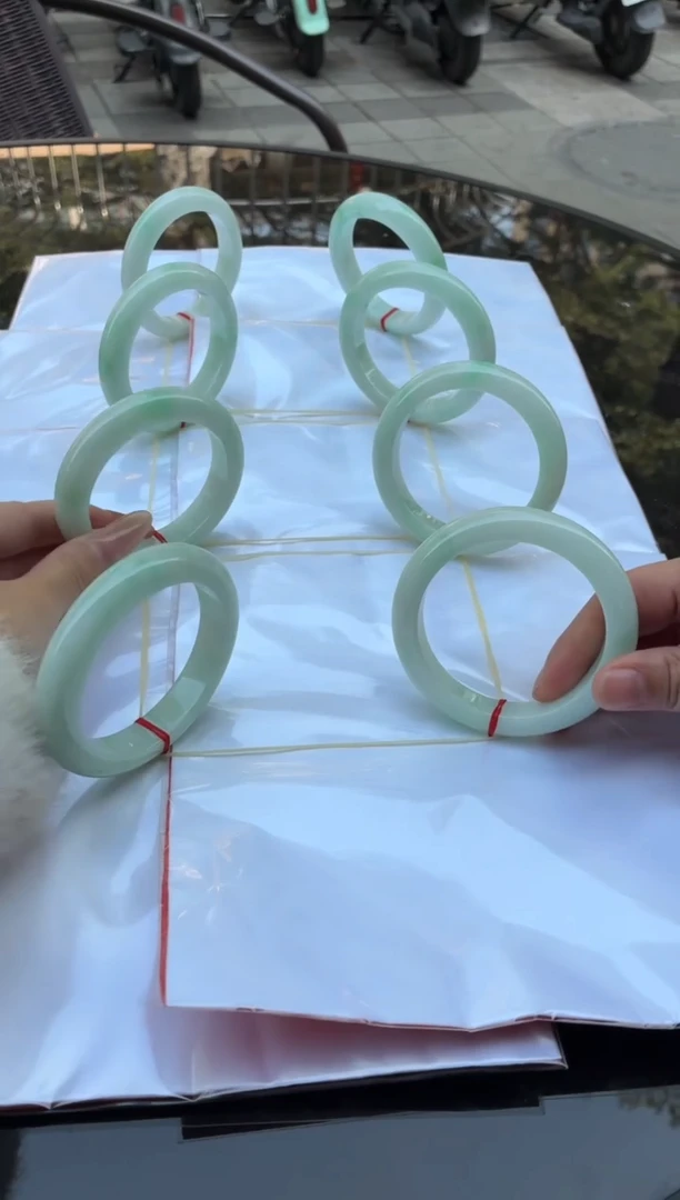 未镶嵌翡翠手镯定制翡翠意向金2w