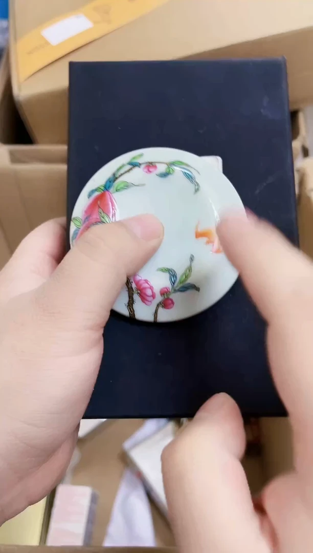 瓷片鱼子 卡 nn
