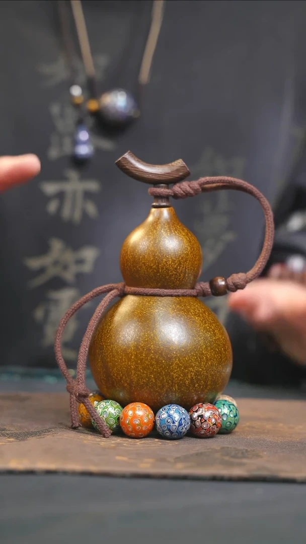 【闪购商品】YS272咖色小容量酒葫芦随缘发