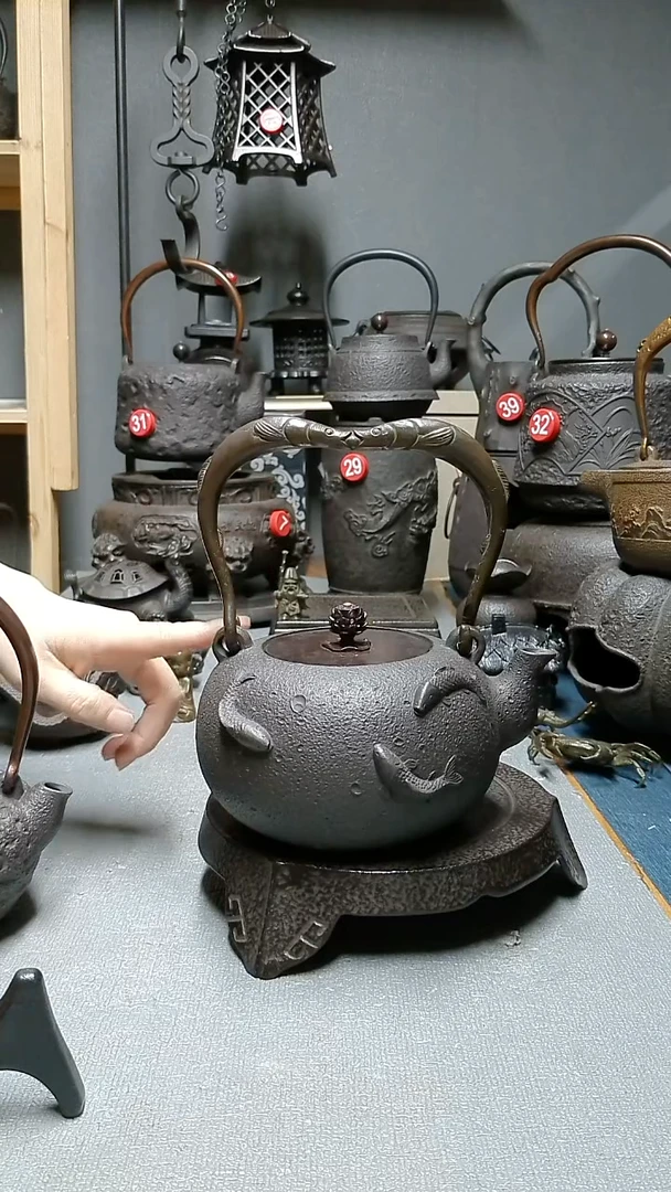 铸铁大**图三鱼铸铁手工壶