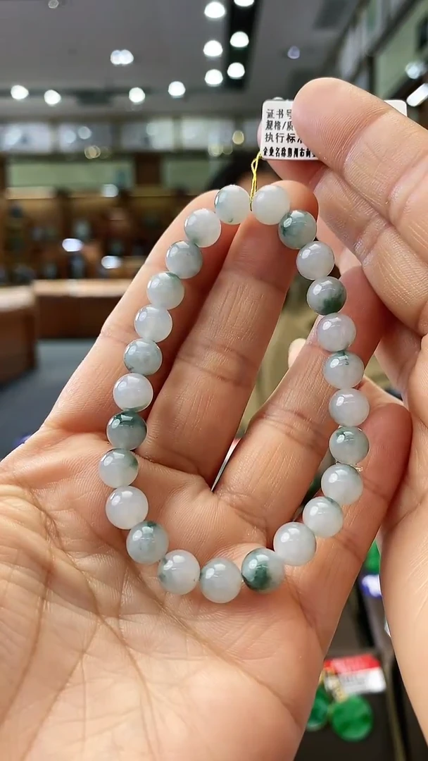 【闪购商品】翡翠手串未镶嵌7.3mm手串