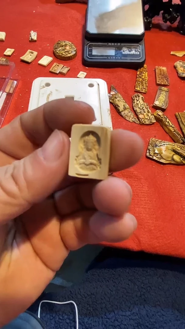 泥塑小把玩件摆件