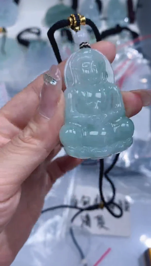 颈饰未镶嵌翡翠吊坠