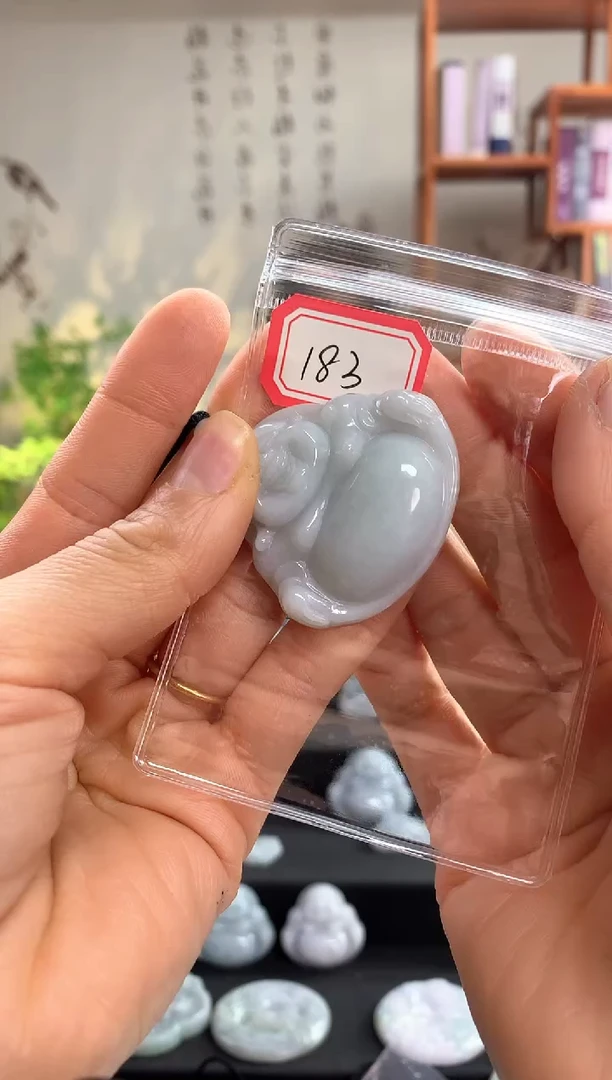 【闪购商品】翡翠颈饰未镶嵌佛公183