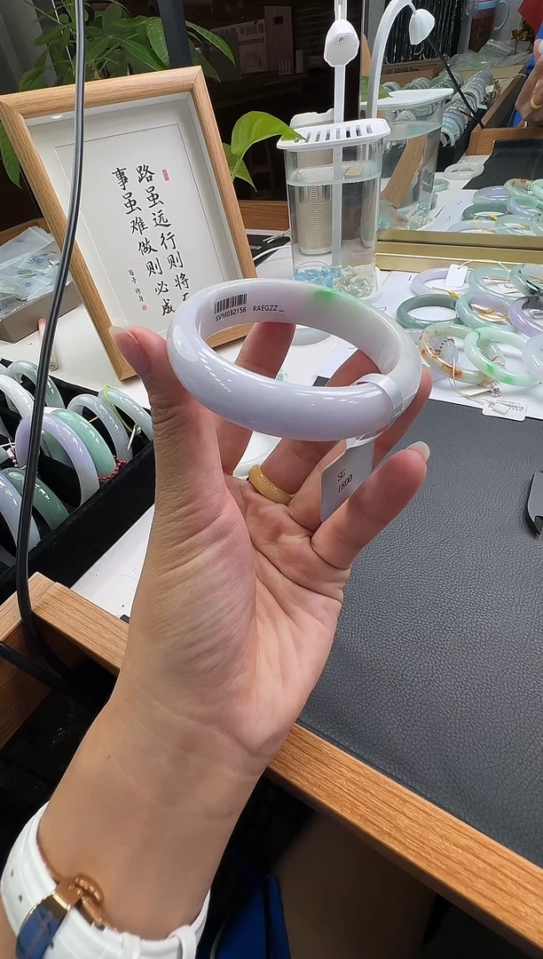 未镶嵌手镯翡翠A货翡翠 1
