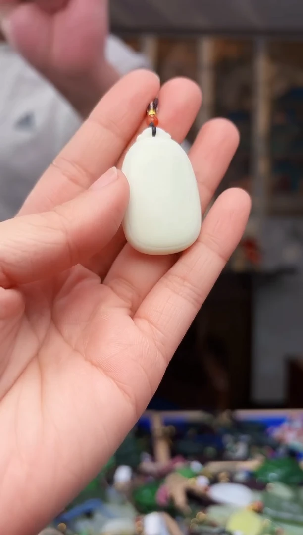 【闪购商品】和田玉颈饰未镶嵌拍一发一多样性发货