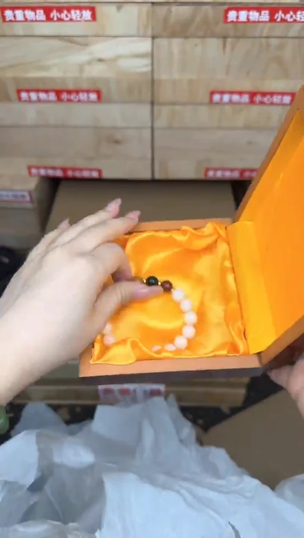 白玉菩提三色顶珠商品链接@@sp012