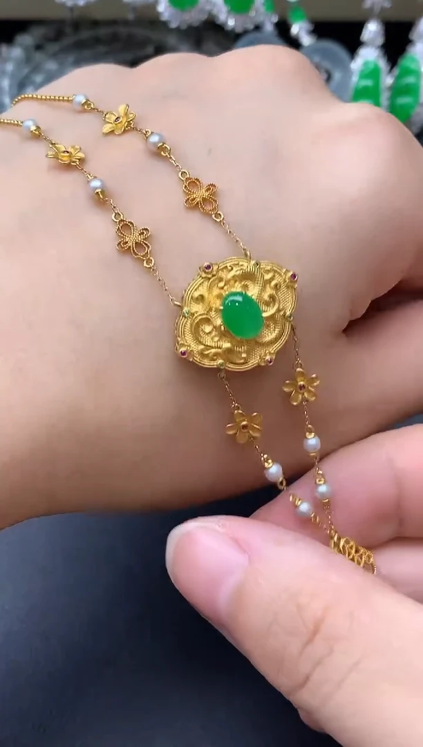颈饰18K金镶嵌翡翠308-中国好珍宝