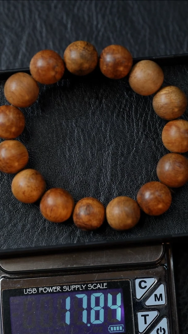 沉香手串正区加不拉红土1.4单圈17g+
