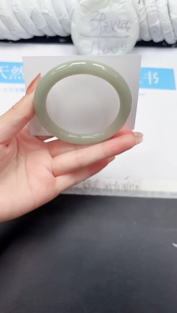 未镶嵌手镯石英质玉78-58.DY