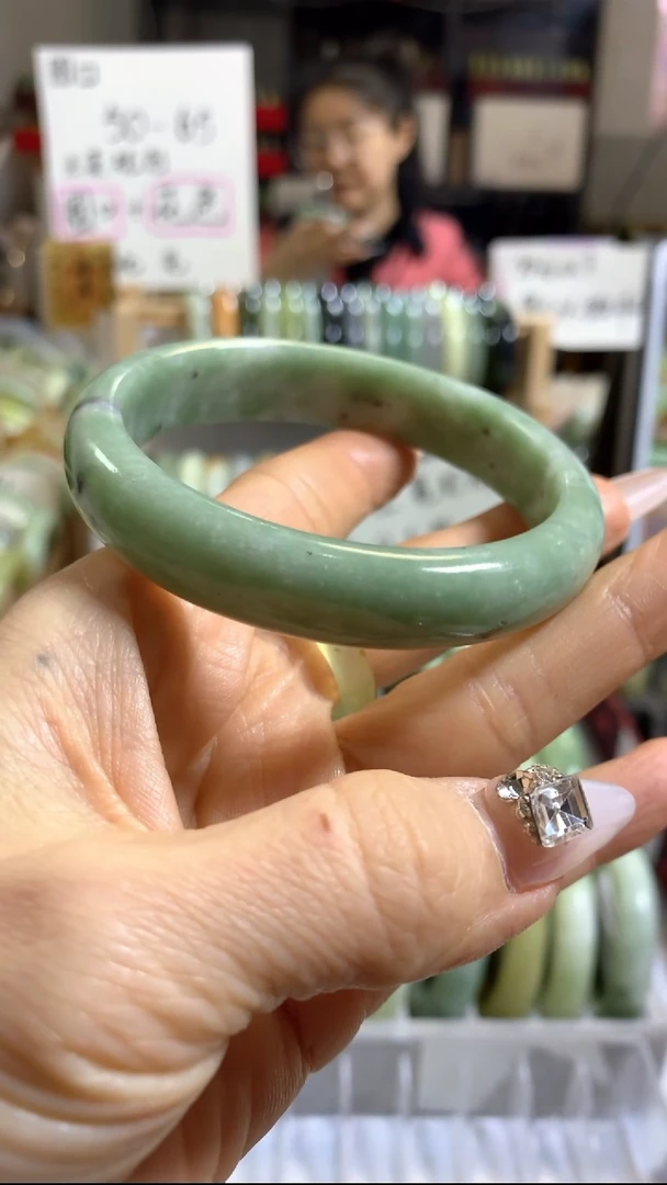 未镶嵌手镯蓝田玉（蛇纹石化大理石玉）8 60+