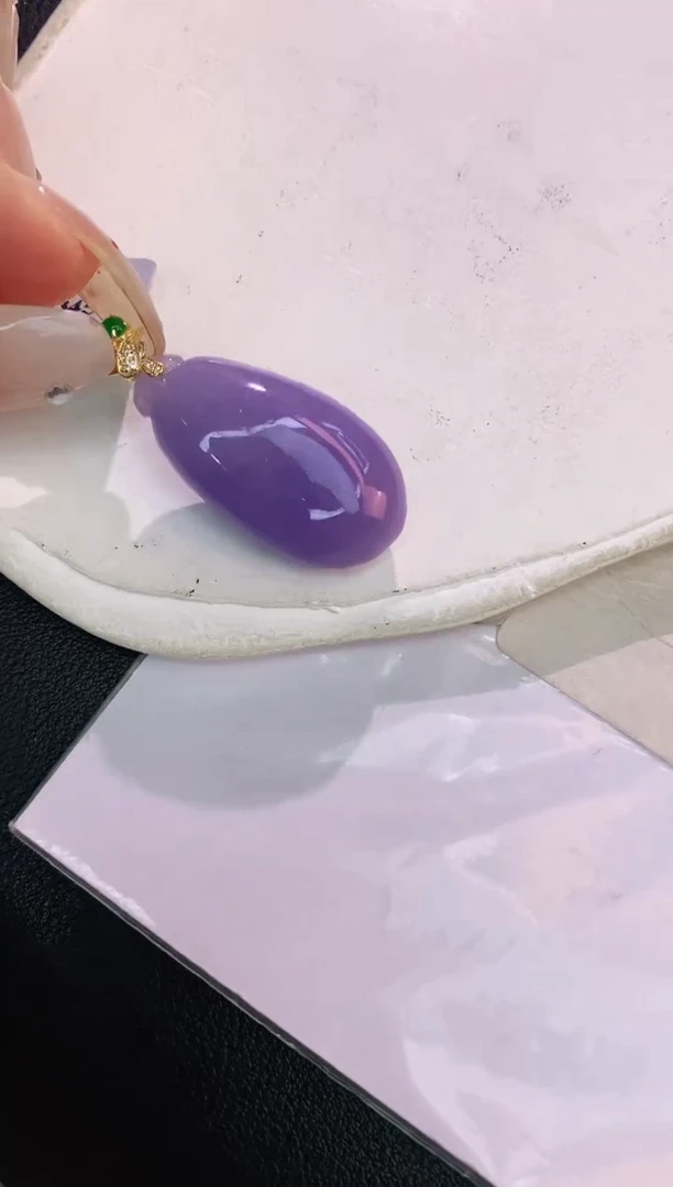 翡翠18K金镶嵌颈饰?****࿐赠礼盒证书 珍珍