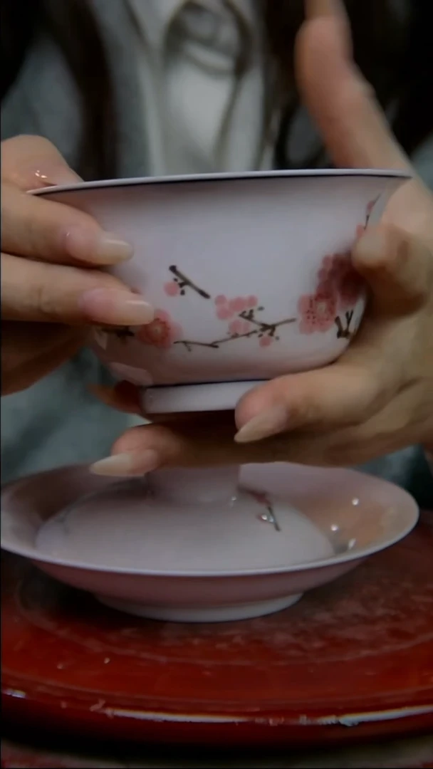 摆件瓷稀土翠竹红梅三才
