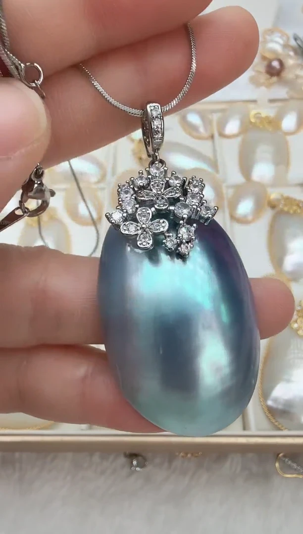 铜合金无繁花蓝色吊坠