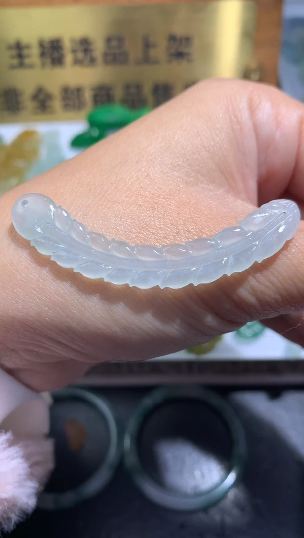 未镶嵌定制翡翠毛货