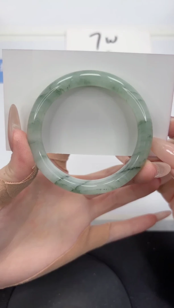 【闪购商品】石英质玉手镯未镶嵌A247-56.7