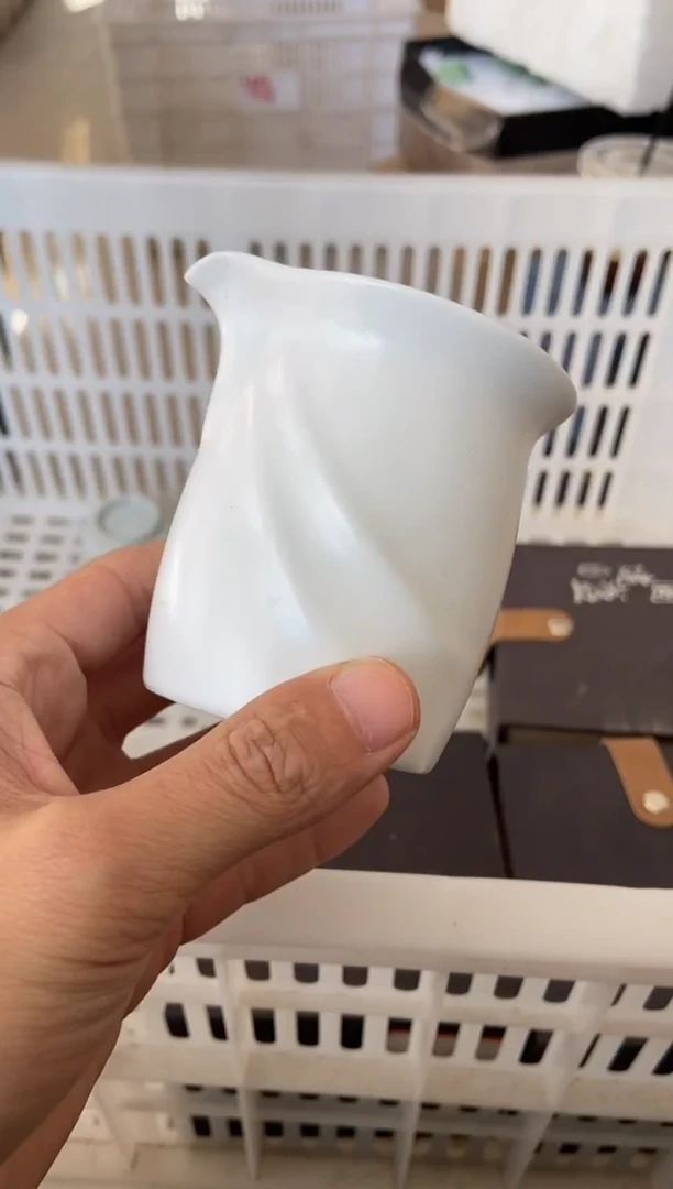 杯子瓷无运费险有瑕疵的摄影的产品有使用过的痕迹有点脏介意勿拍