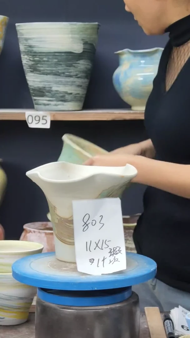 江西景德镇花盆微瑕803