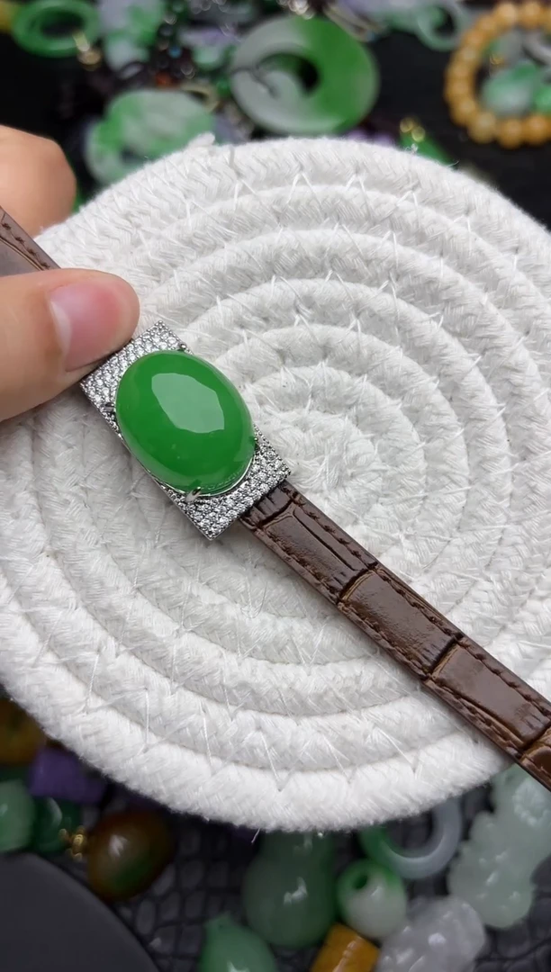 颈饰未镶嵌翡翠缅甸翡翠吊坠