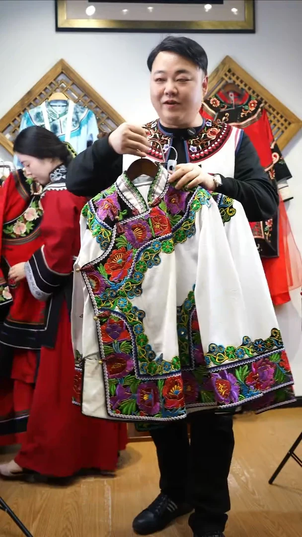 直播间专享白色单衣服  90-130斤可穿