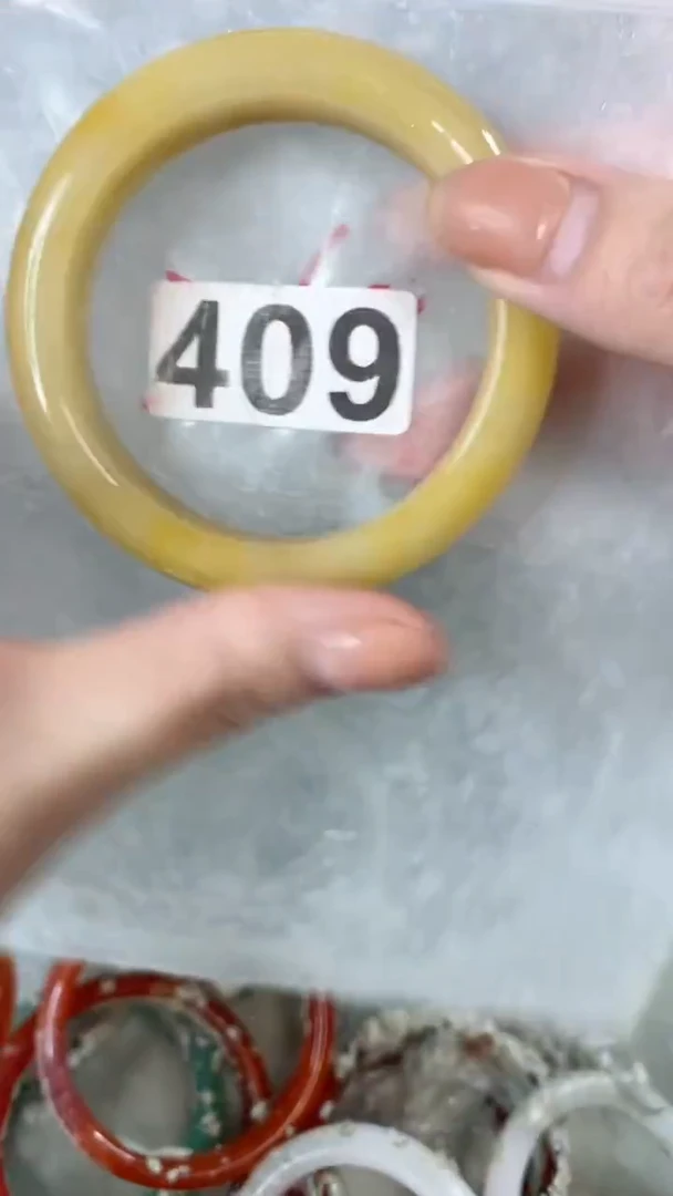 【闪购商品】石英质玉手镯未镶嵌5657+409