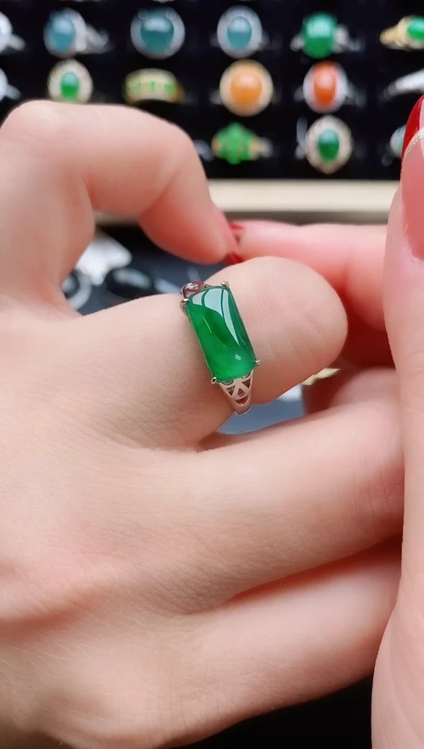 【闪购商品】翡翠戒指银S925镶嵌1211