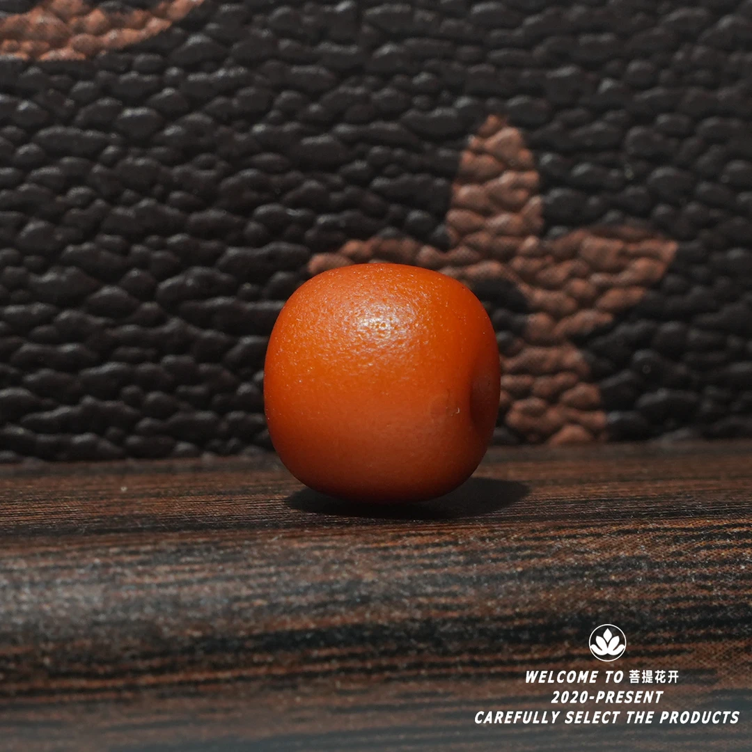 蜜蜡墩子 （烤色）单颗文玩配饰 一颗（多样性发货发其一）