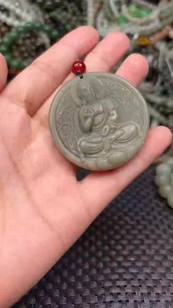 颈饰未镶嵌和田玉1