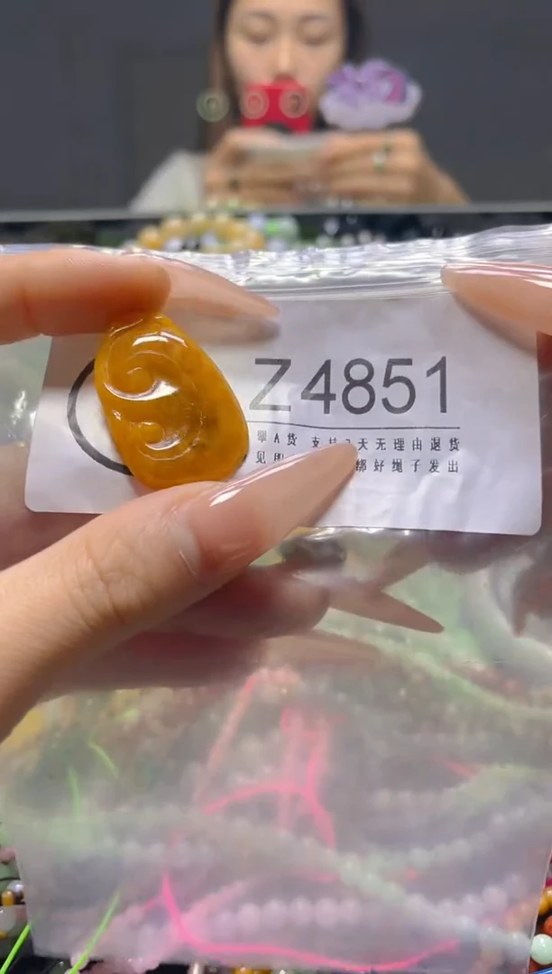 颈饰未镶嵌翡翠/Z/翡翠A货，一件也是批发价