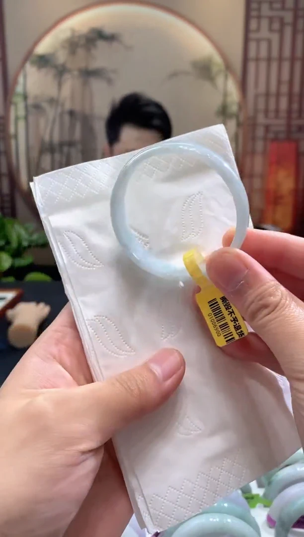 未镶嵌手镯翡翠000071230