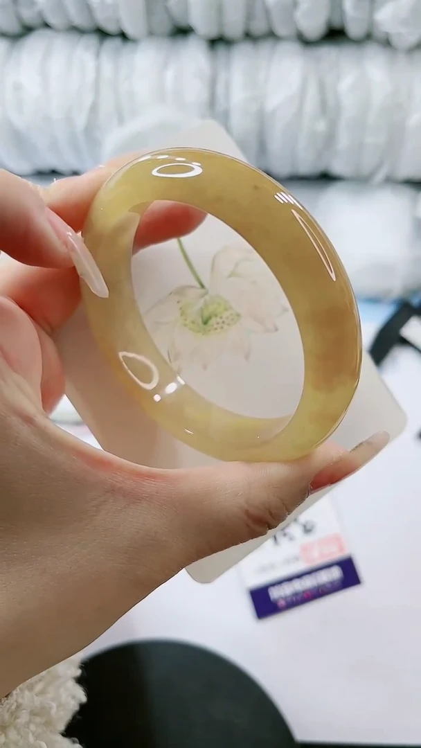 【闪购商品】石英质玉手镯未镶嵌多样性发货V530