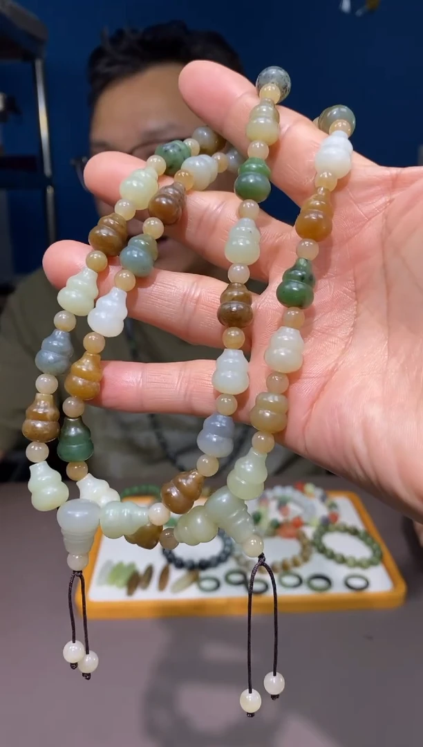 和田玉未镶嵌颈饰颜色多样性发货拍一发一