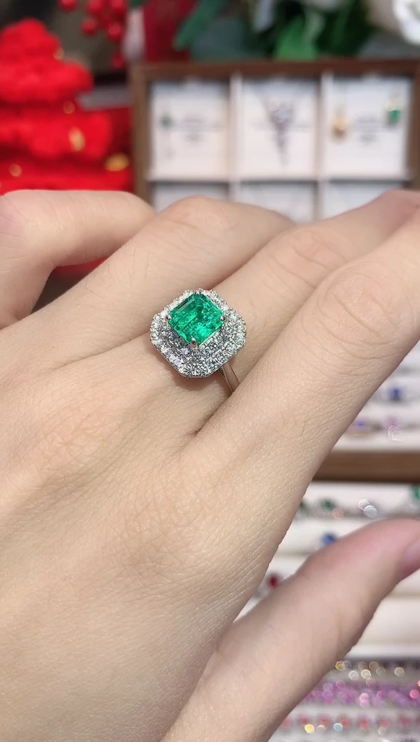 铂Pt900镶嵌戒指祖母绿1.65ct/天然宝石/七天无理由